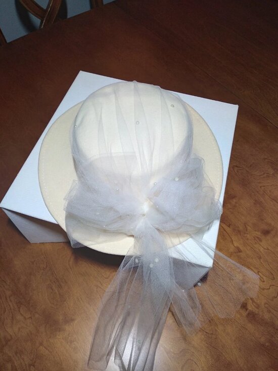 Vintage Wool Church Hat Cream Formal Dress Hat Pearl Beaded Tulle Derby Made USA main image 10